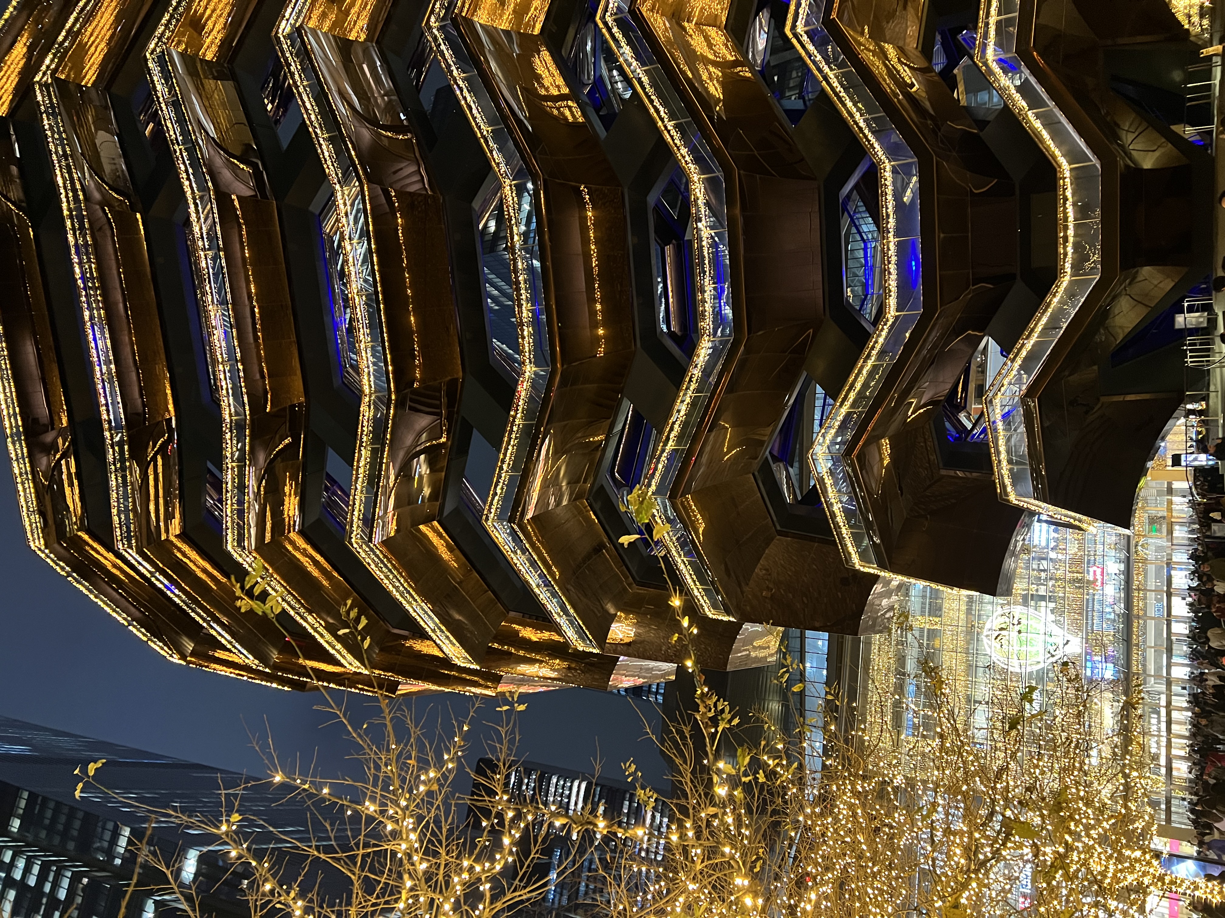 Think outside the box - Nitid Capital